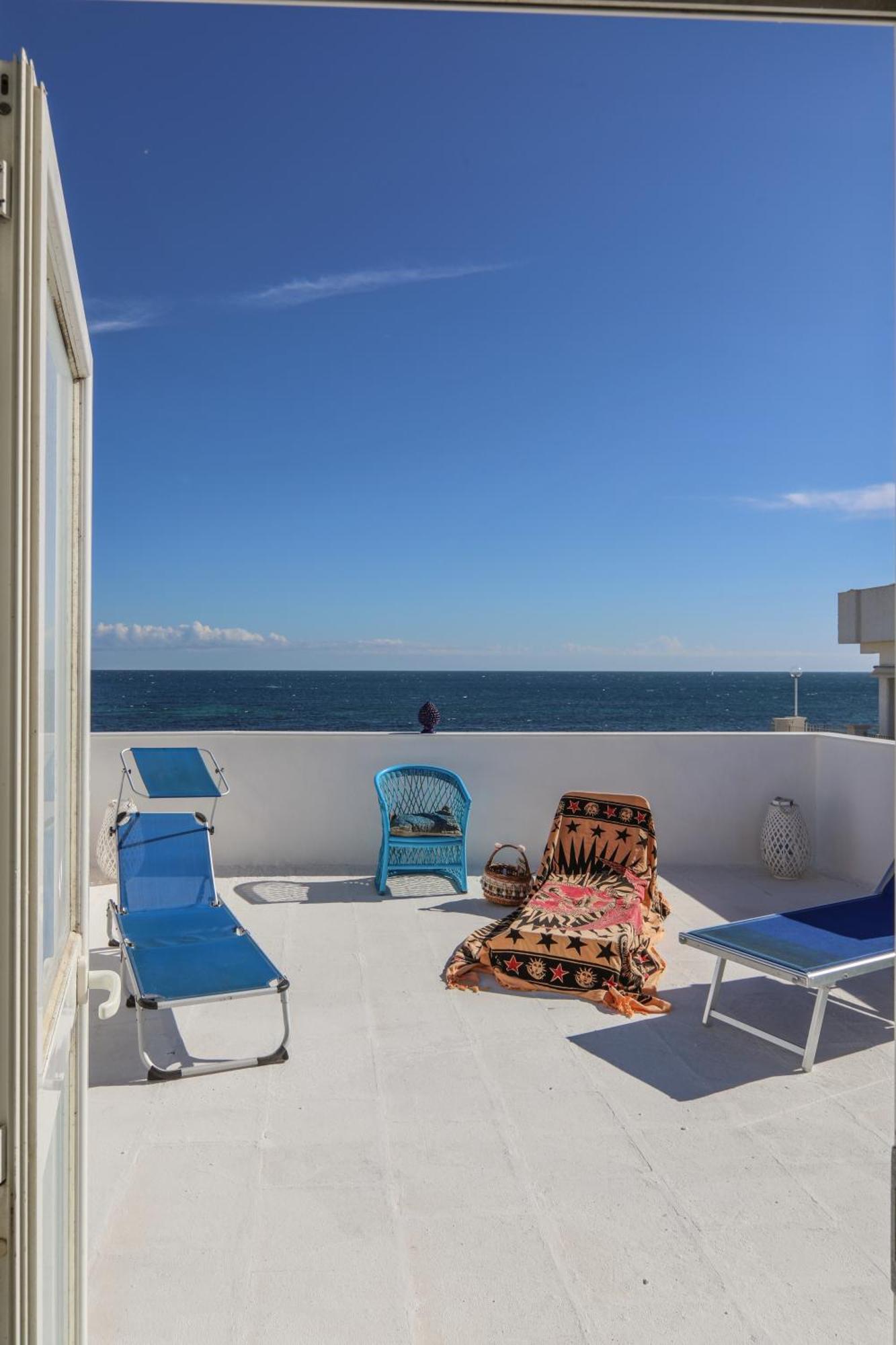 Ventana Del Mar Bed & Breakfast Giovinazzo Exterior photo